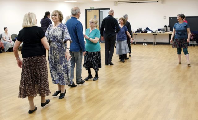 the Italian Renaissance dance, Fulgente Stella.